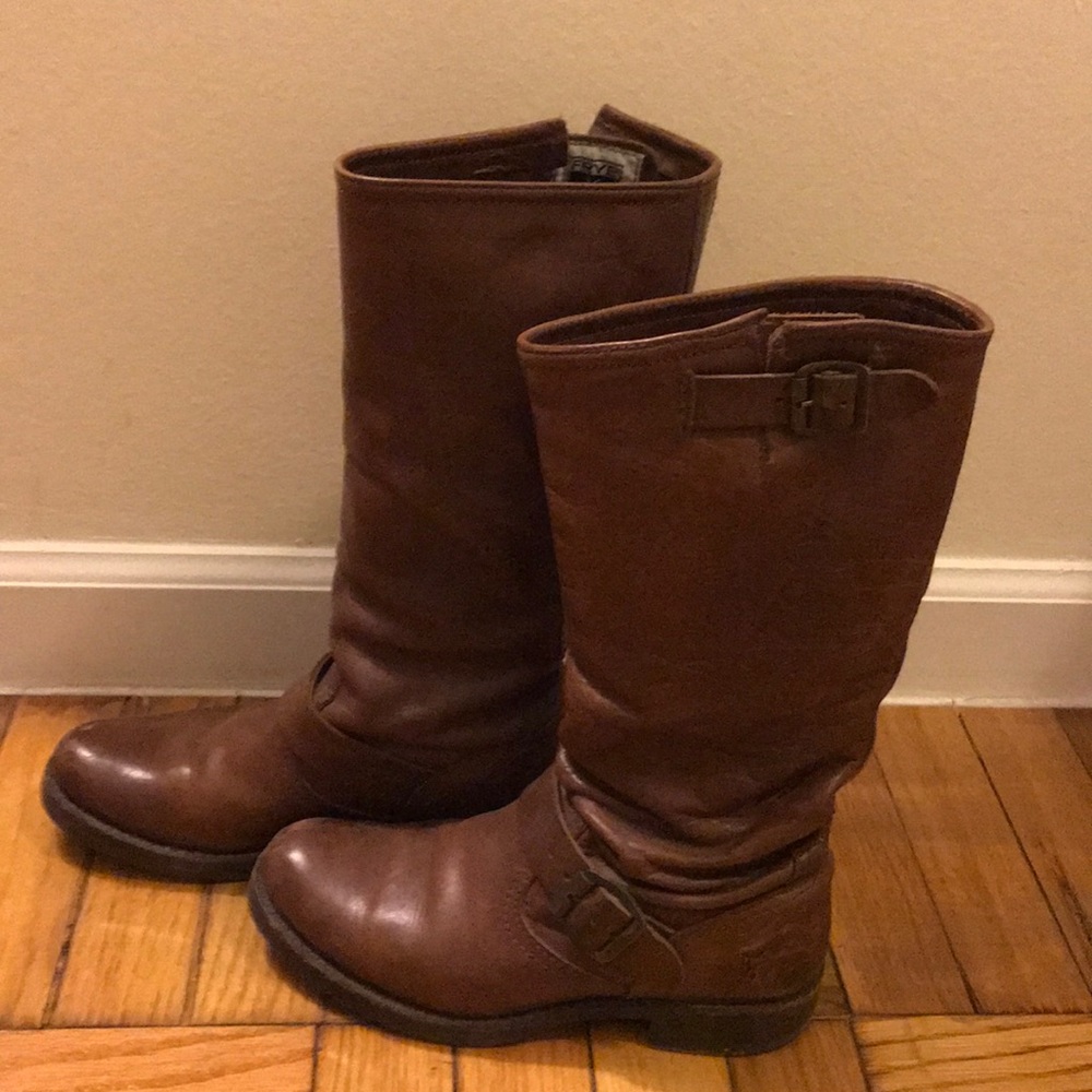 Frye Veronica Slouch Boots. Size 6.5